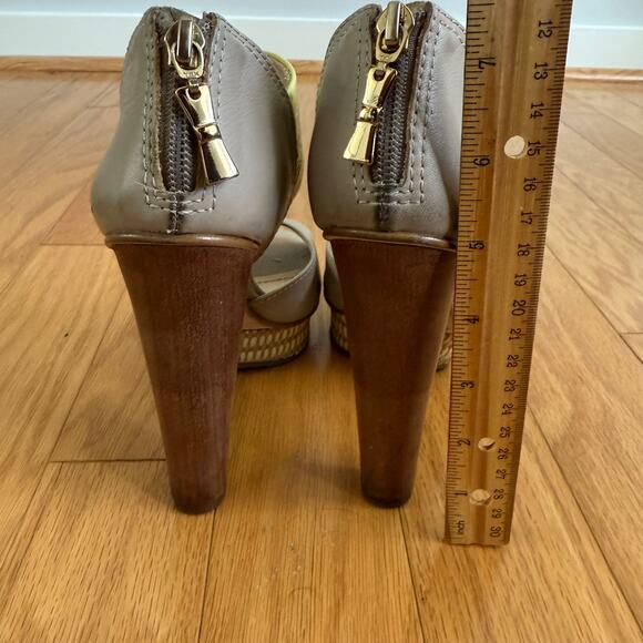 Biondini  sz 6 Gray Yellow Sandals Open Toe Leather Ankle Strap platform‎ heels - Picture 5 of 9